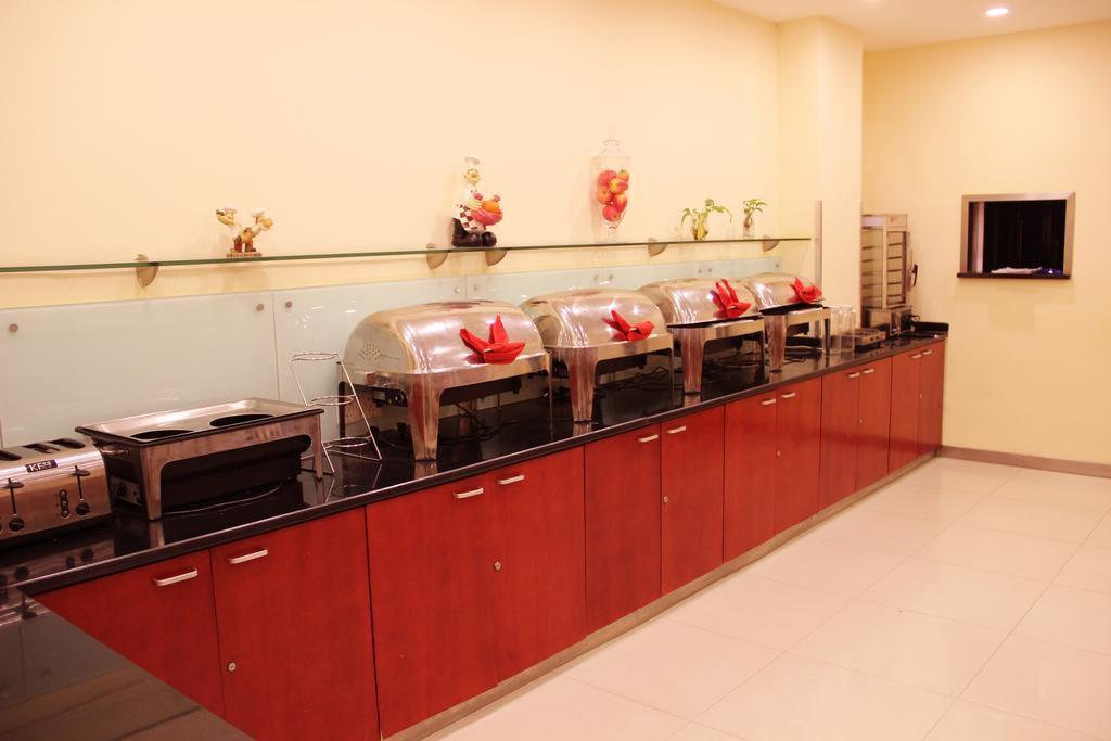 Hanting Hotel Shanghai South Railway Station Luoxiang Road Branch Exteriör bild